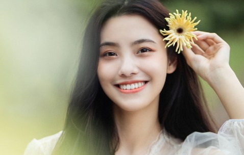 少量游离子宫内膜呈增生性改变